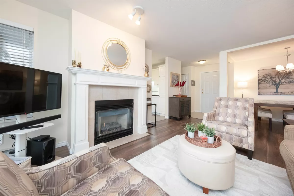 Dining Area Photo of 211 20217 Michaud Crescent, Langley, BC