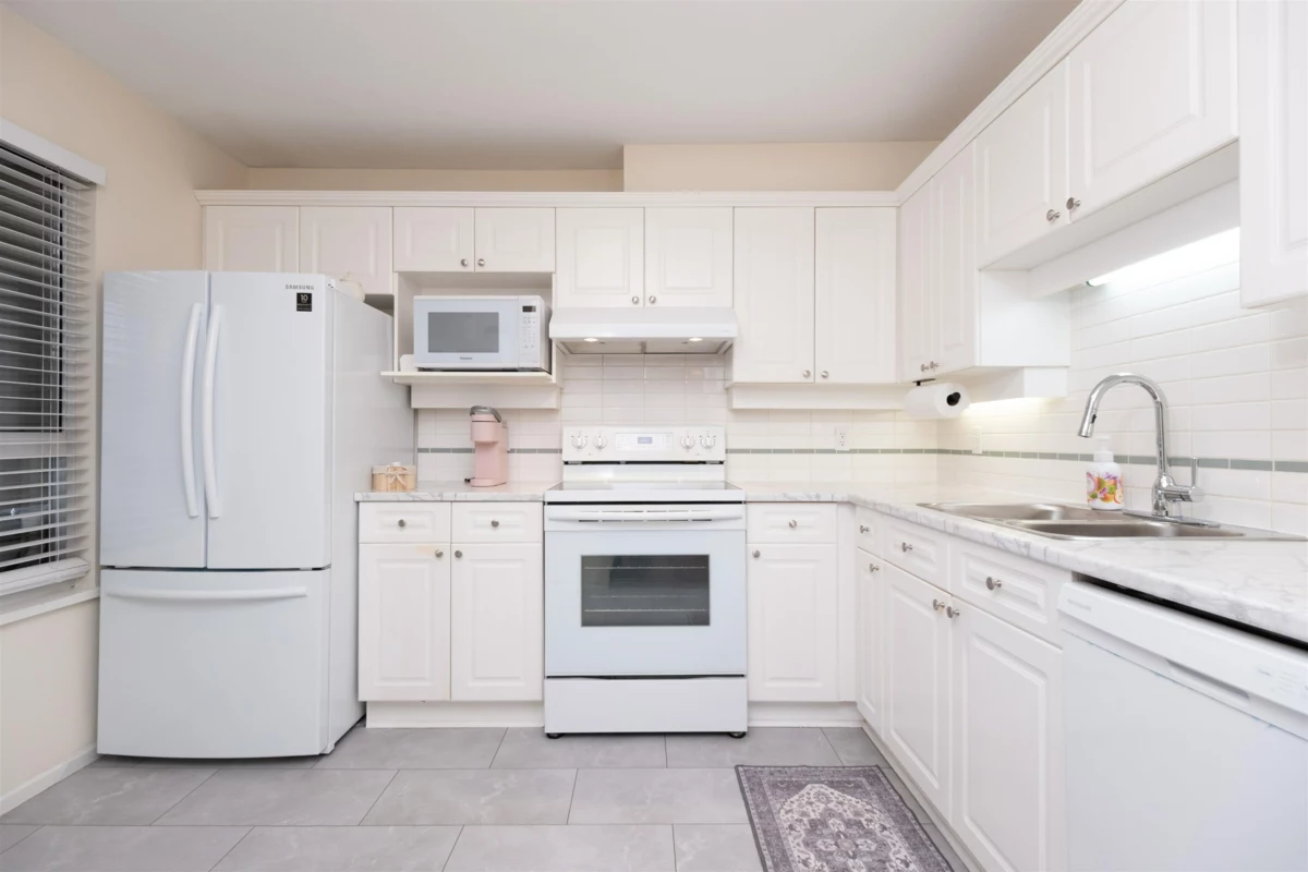 Primary Bedroom Photo of 211 20217 Michaud Crescent, Langley, BC