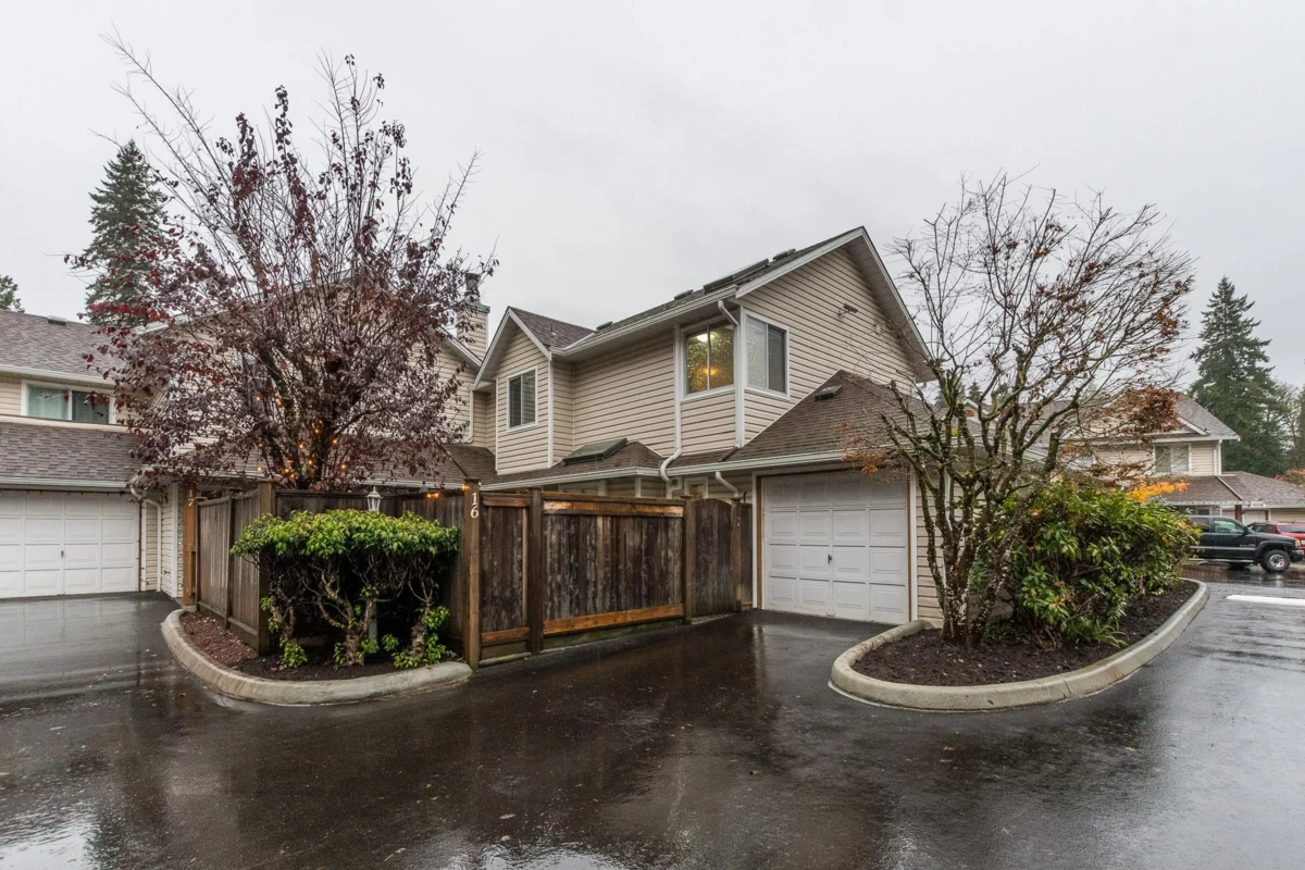 Outdoor Patio Photo of 16 20699 120b Avenue, Maple Ridge, BC