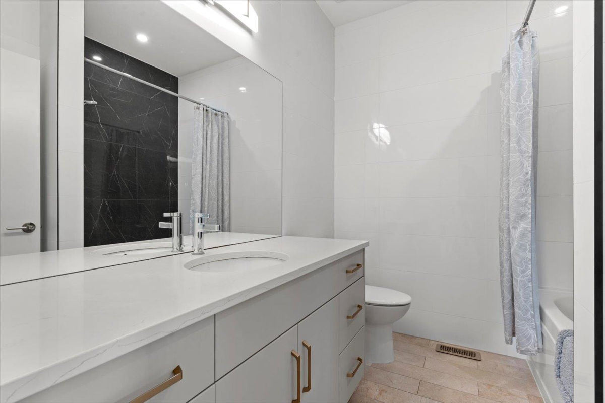 Garden / Landscaping Photo of 6870 Fraser Drive, Agassiz, BC