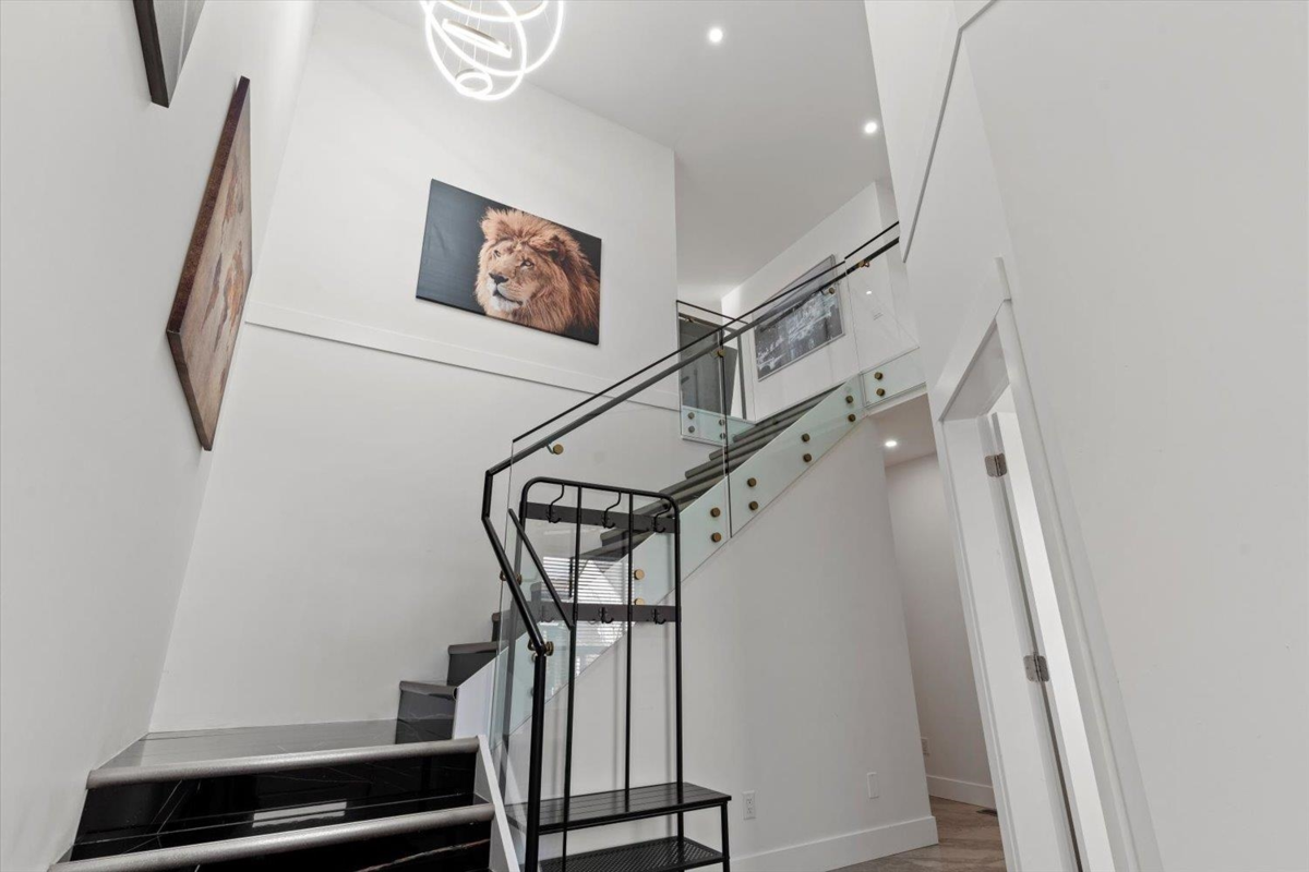Kitchen Photo of 6870 Fraser Drive, Agassiz, BC