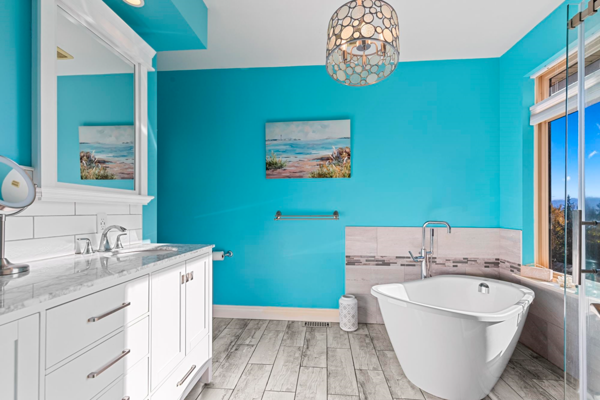 Basement Recreation Room Photo of 31730 Viewcrest Avenue, Mission, BC