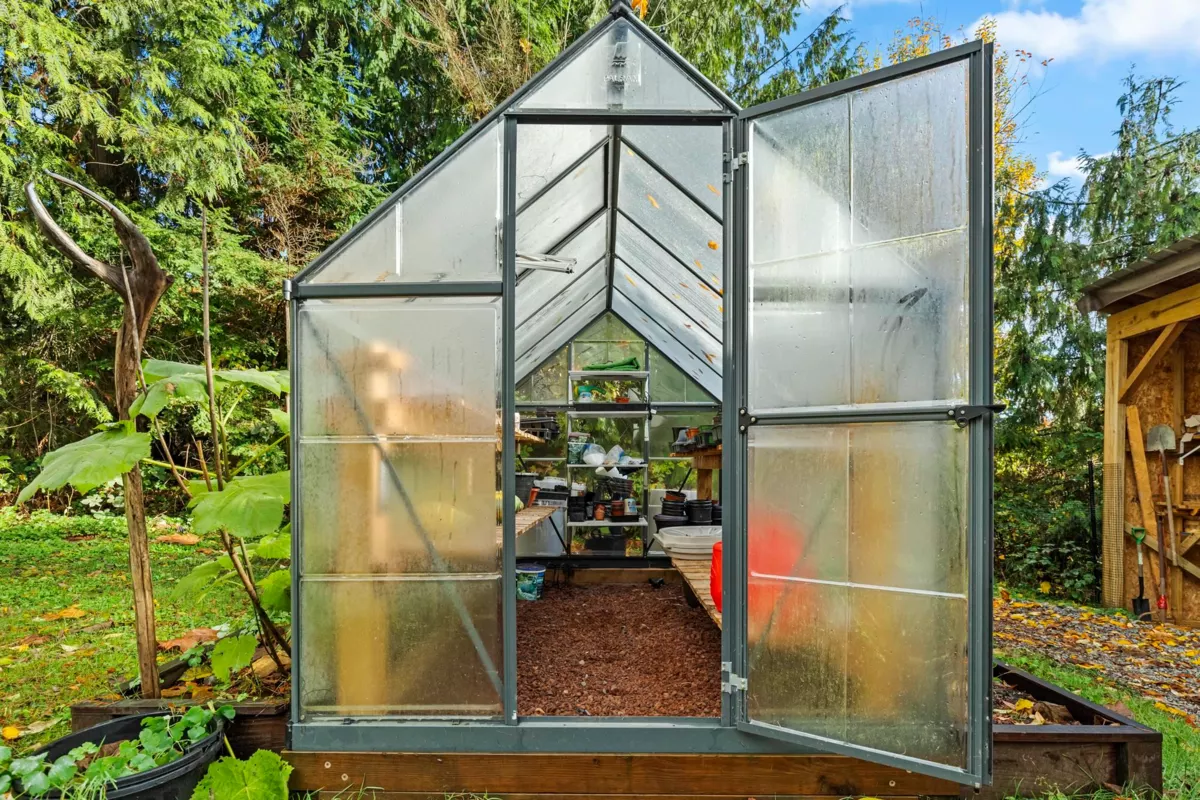 Hallway Photo of 31730 Viewcrest Avenue, Mission, BC