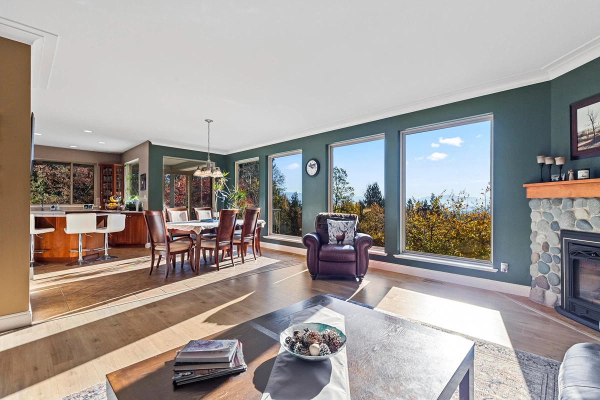 Primary Bathroom Photo of 31730 Viewcrest Avenue, Mission, BC