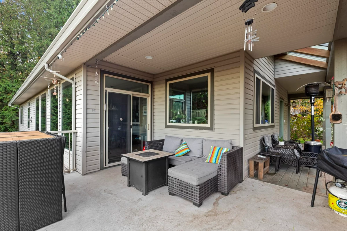 Staircase Photo of 31730 Viewcrest Avenue, Mission, BC