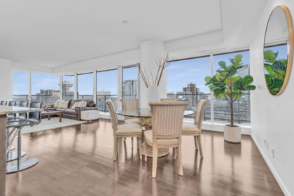 3503 1011 W Cordova Street, Vancouver, BC