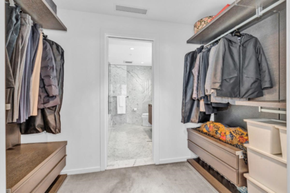 Powder Room Photo of 3503 1011 W Cordova Street, Vancouver, BC
