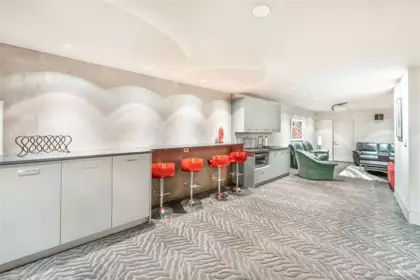 Hallway Photo of 14523 Magdalen Avenue, White Rock, BC