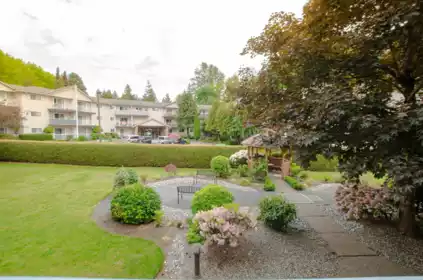 107 33110 George Ferguson Way, Abbotsford, BC, Abbotsford — Apartment/Condo for sale