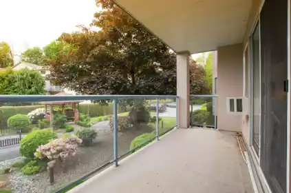 107 33110 George Ferguson Way, Abbotsford, BC, Abbotsford — Apartment/Condo for sale