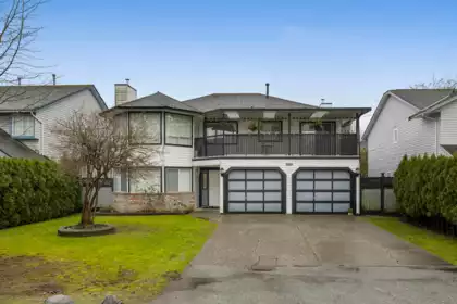 16122 92 Avenue, Surrey, BC, Surrey — Single Family Residence for sale