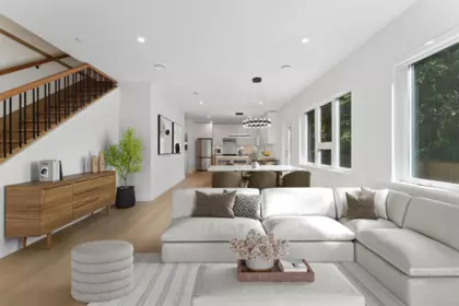 Living Room Photo of 842 St. Denis Avenue, North Vancouver, BC
