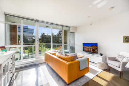 318 221 Union Street, Vancouver, BC, Vancouver — Apartment/Condo for sale