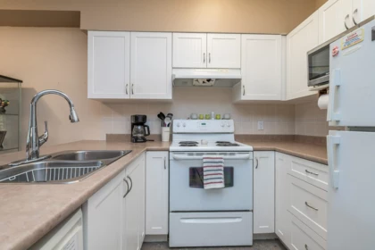 405 16068 83 Avenue, Surrey, BC, Surrey — 1 bed apartment/condo for sale