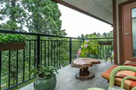 405 16068 83 Avenue, Surrey, BC