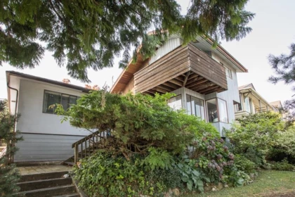 Backyard Photo of 918 Ladner Street, New Westminster, BC