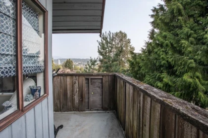 Basement Recreation Room Photo of 918 Ladner Street, New Westminster, BC