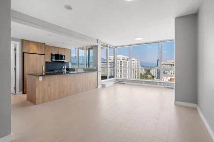 Kitchen Island Photo of 3104 2978 Glen Drive, Coquitlam, BC