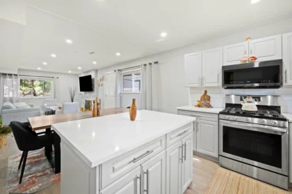 Outdoor Kitchen Photo of 2333 Kirkstone Road, North Vancouver, BC