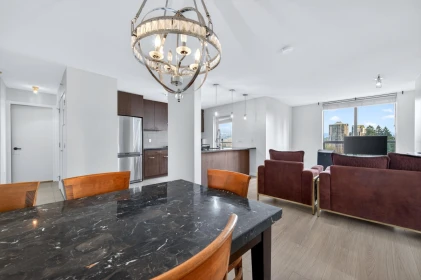 Kitchen Photo of 1706 2982 Burlington Drive, Coquitlam, BC