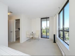 1706 2982 Burlington Drive, Coquitlam, BC