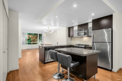 Breakfast Nook Photo of 609 3111 Corvette Way, Richmond, BC