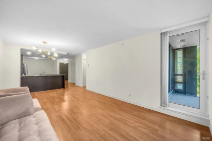 Guest Bathroom Photo of 609 3111 Corvette Way, Richmond, BC