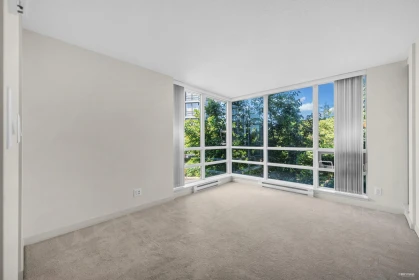 Laundry Room Photo of 609 3111 Corvette Way, Richmond, BC