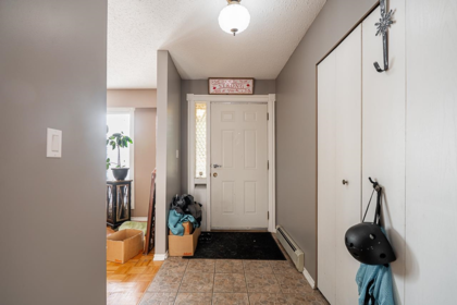 Dining Area Photo of 32067 Tims Avenue, Abbotsford, BC