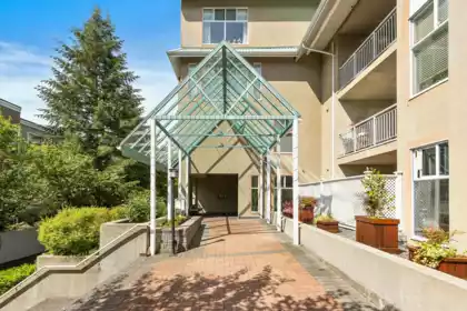 310 11609 227 Street, Maple Ridge, BC, Maple Ridge — Apartment/Condo for sale