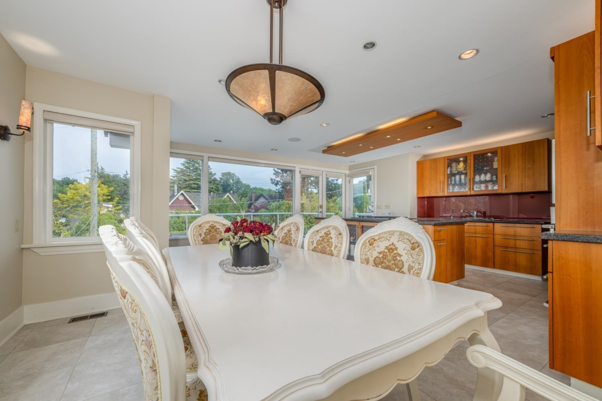 Breakfast Nook Photo of 4389 Locarno Crescent, Vancouver, BC