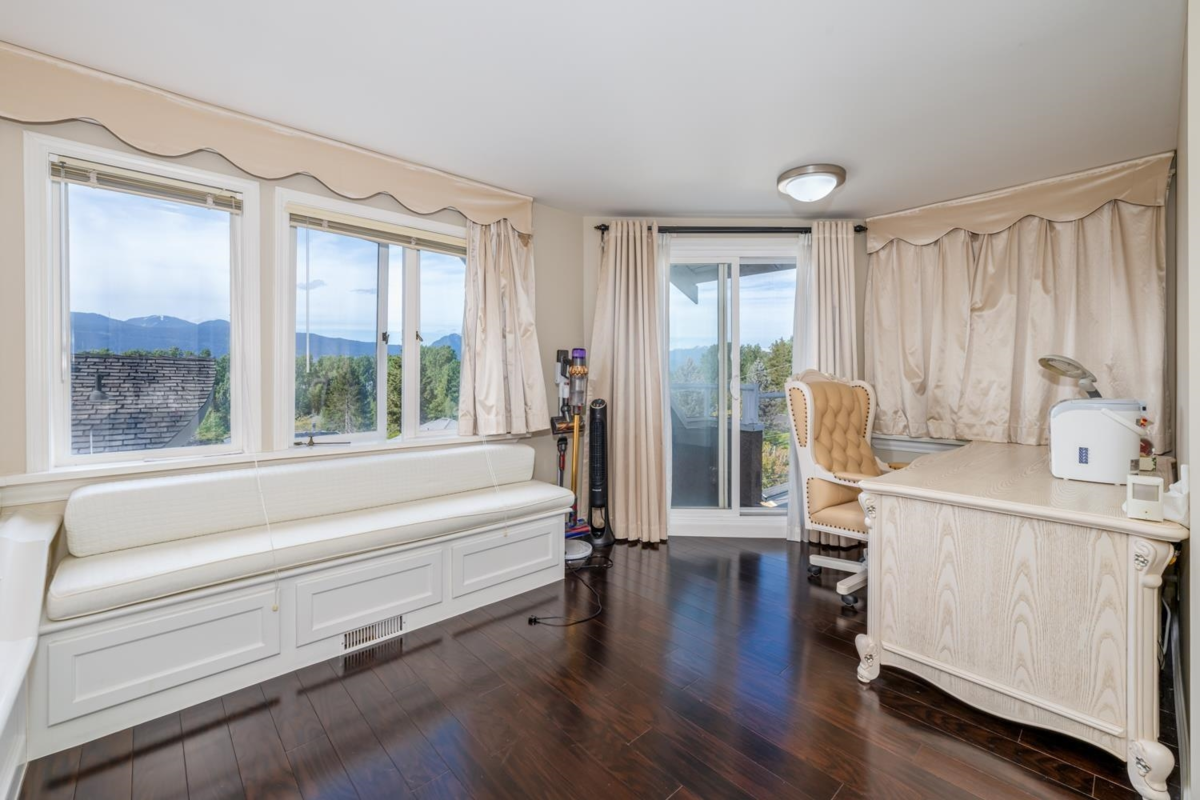 Mudroom Photo of 4389 Locarno Crescent, Vancouver, BC