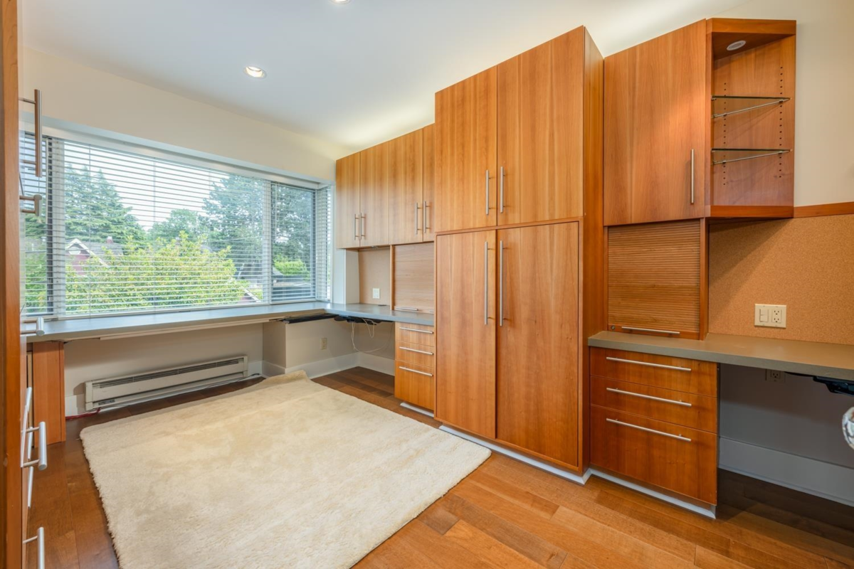 Office / Den Photo of 4389 Locarno Crescent, Vancouver, BC
