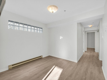 Breakfast Nook Photo of 202 966 W 14th Avenue, Vancouver, BC