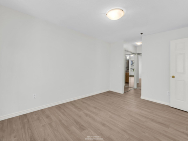 Laundry Room Photo of 202 966 W 14th Avenue, Vancouver, BC