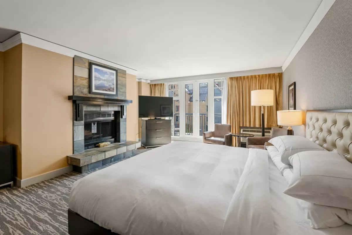 Living Room Photo of 428/430 4050 Whistler Way, Whistler, BC