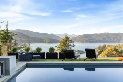 6252 Overstone Drive, West Vancouver, BC