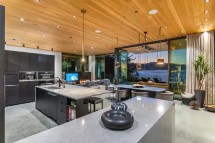 Loft / Bonus Room Photo of 6252 Overstone Drive, West Vancouver, BC