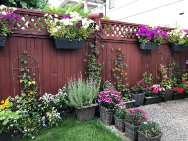 Hot Tub / Spa Photo of 3 11952 64 Avenue, Delta, BC