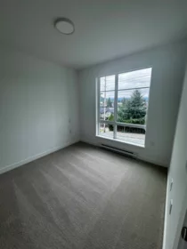 307 723 Grover Avenue, Coquitlam, BC, Coquitlam — Apartment/Condo for sale