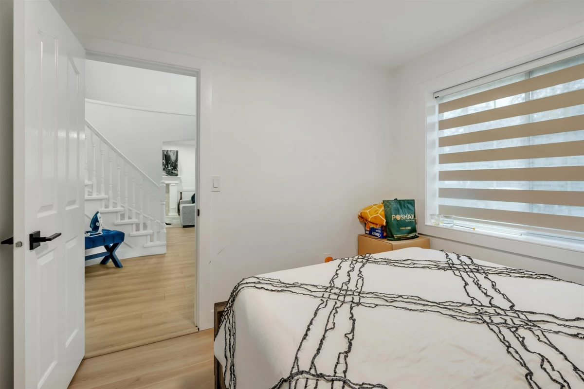 Guest Bathroom Photo of 8719 140b Street, Surrey, BC