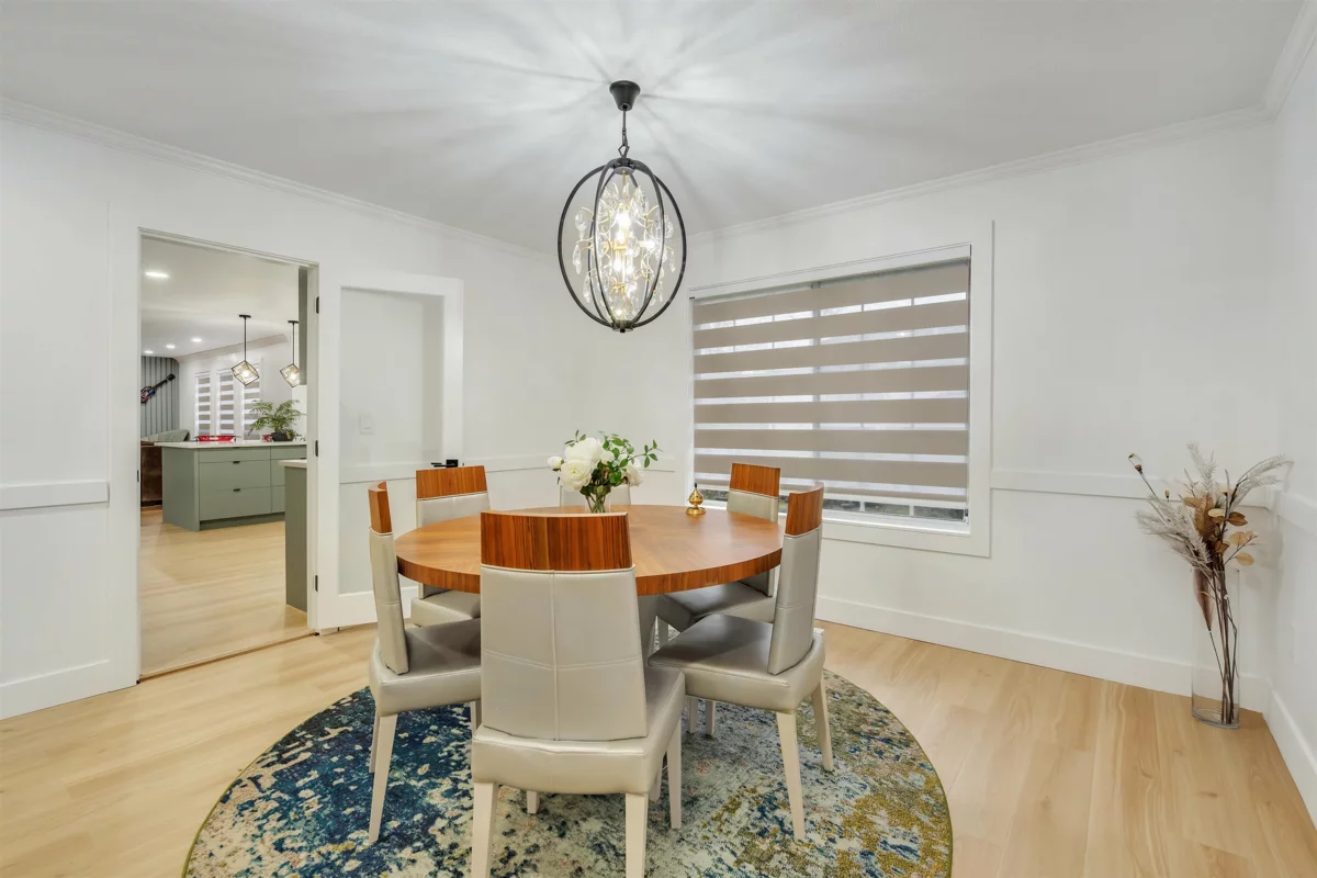 Living Room Photo of 8719 140b Street, Surrey, BC