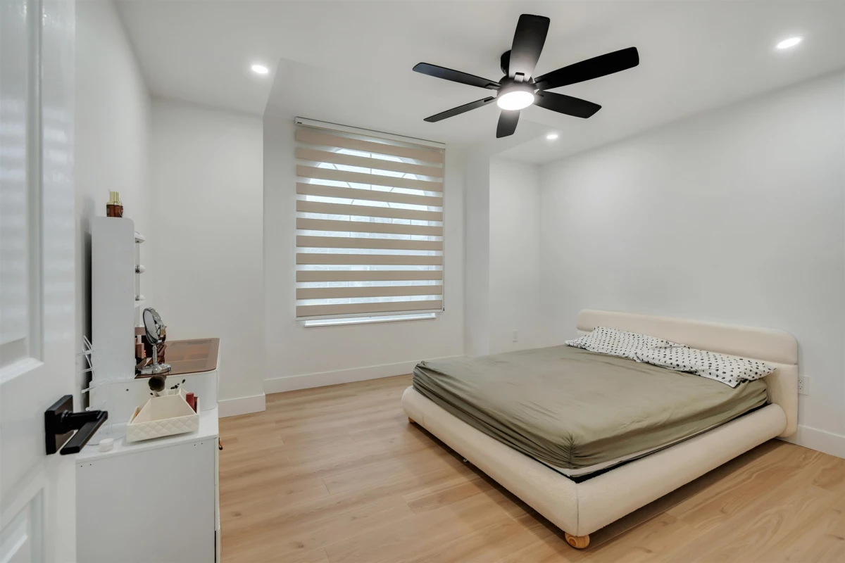 Office / Den Photo of 8719 140b Street, Surrey, BC