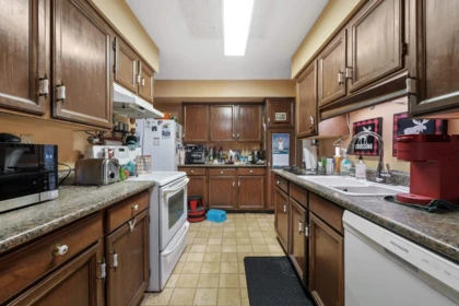 13169 98 Avenue, Surrey, BC, Surrey — Single Family Residence for sale