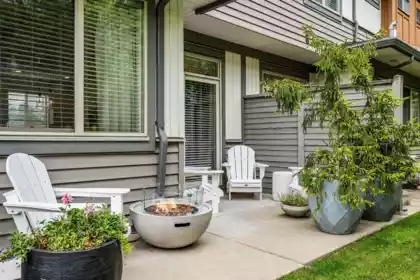 Backyard Photo of 37 34248 King Road, Abbotsford, BC