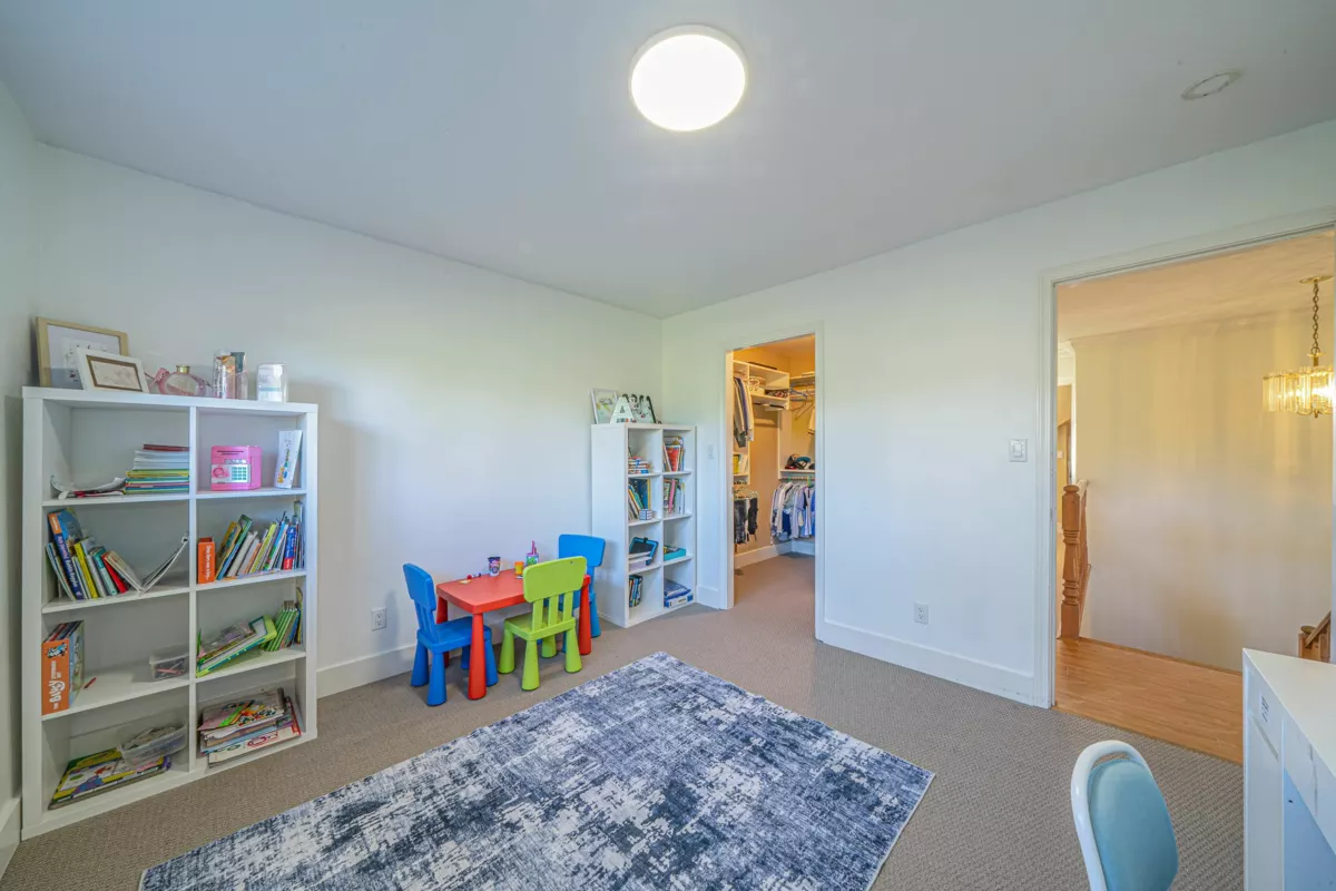 Entry Foyer Photo of 7420 Montana Road, Richmond, BC
