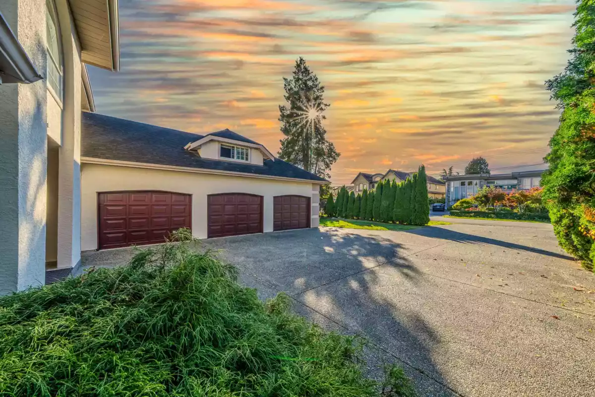 Hot Tub / Spa Photo of 7420 Montana Road, Richmond, BC