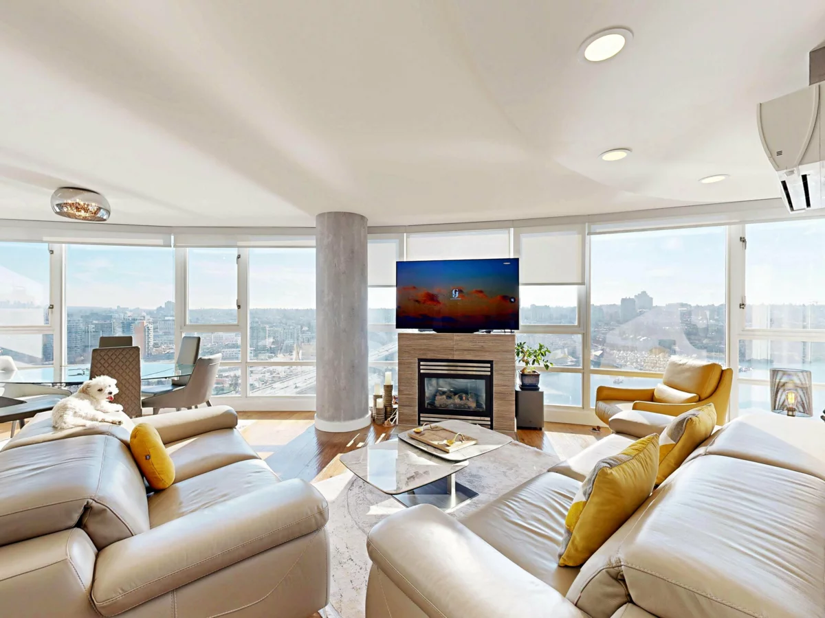 Exterior Rear Photo of 2706 1033 Marinaside Crescent, Vancouver, BC