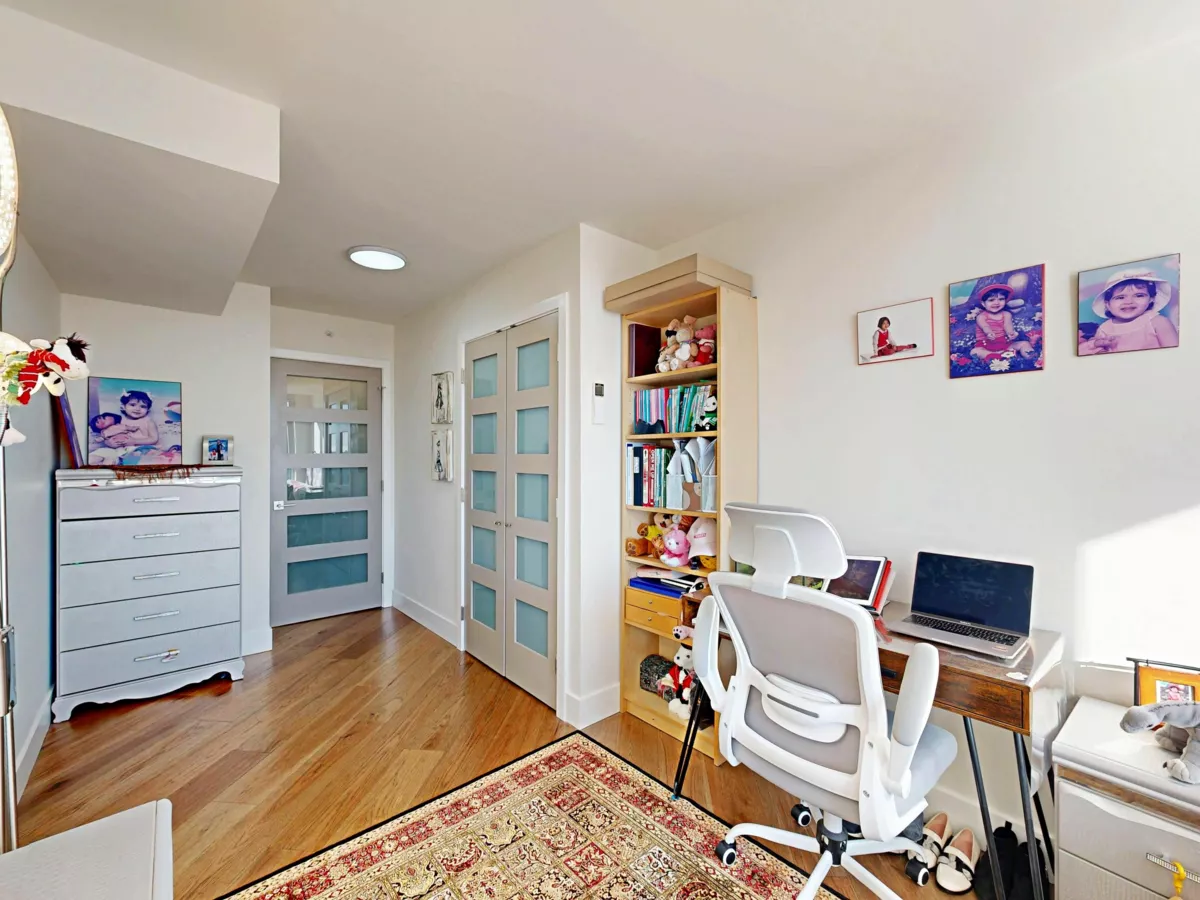 Hallway Photo of 2706 1033 Marinaside Crescent, Vancouver, BC