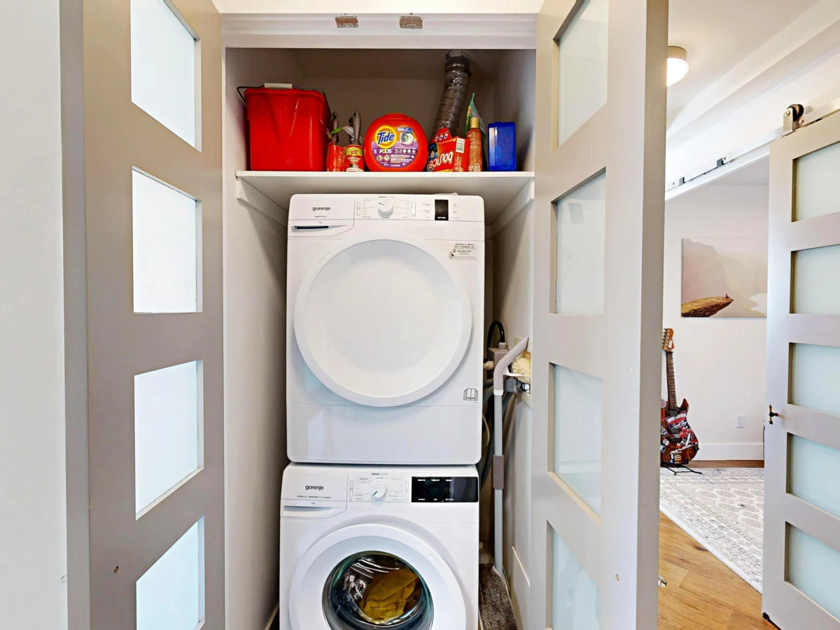 Hot Tub / Spa Photo of 2706 1033 Marinaside Crescent, Vancouver, BC